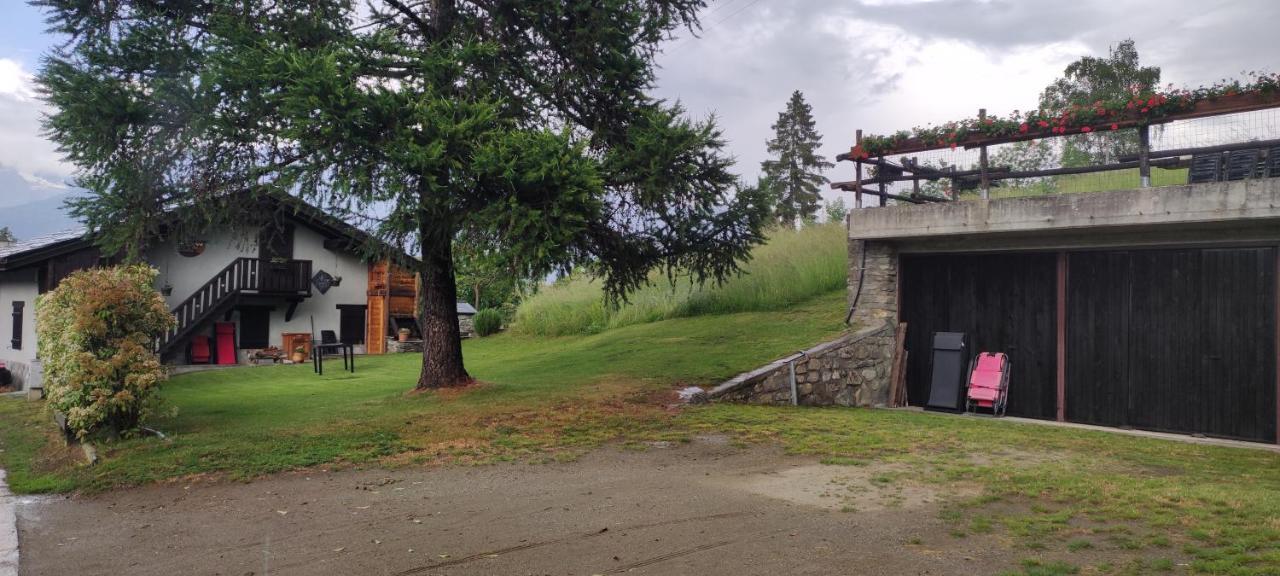 Maison Des Abeilles Vda Gressan N 0028 Kültér fotó