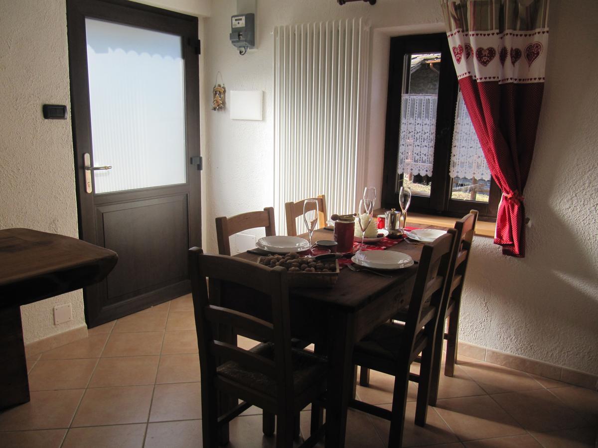 Maison Des Abeilles Vda Gressan N 0028 Kültér fotó