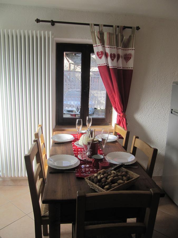 Maison Des Abeilles Vda Gressan N 0028 Kültér fotó