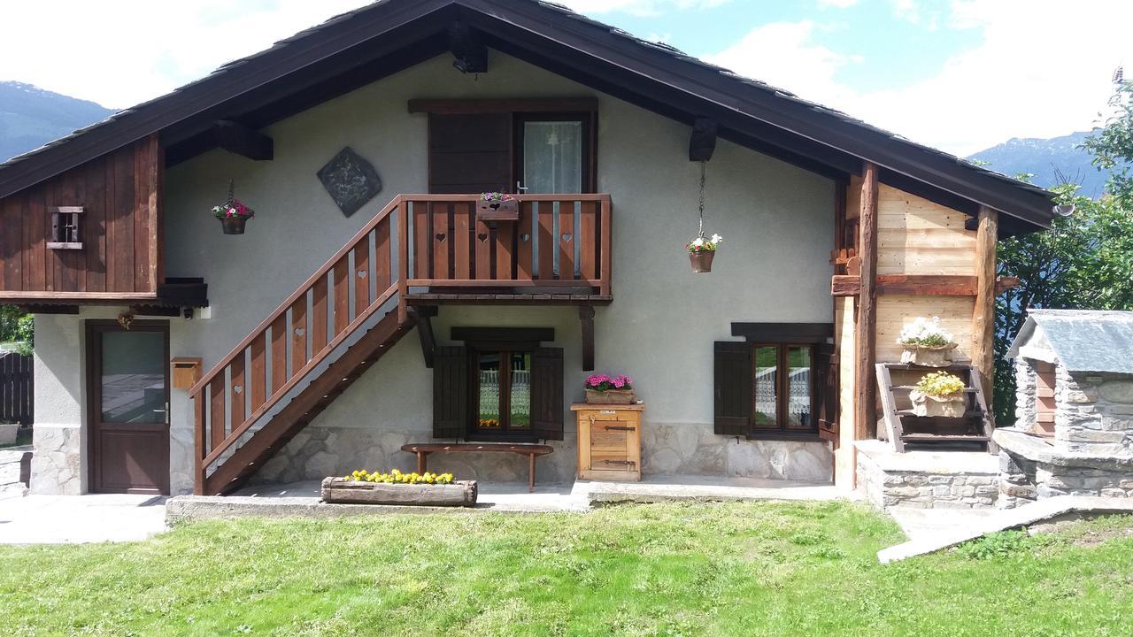 Maison Des Abeilles Vda Gressan N 0028 Kültér fotó