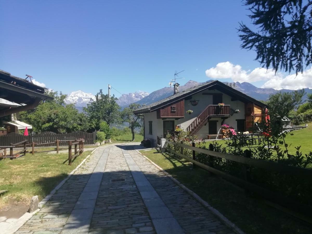 Maison Des Abeilles Vda Gressan N 0028 Kültér fotó