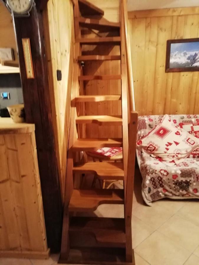Maison Des Abeilles Vda Gressan N 0028 Kültér fotó
