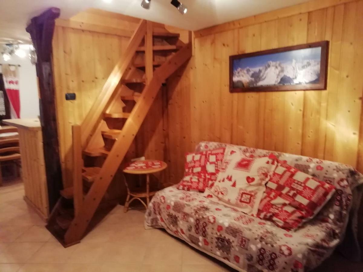 Maison Des Abeilles Vda Gressan N 0028 Kültér fotó